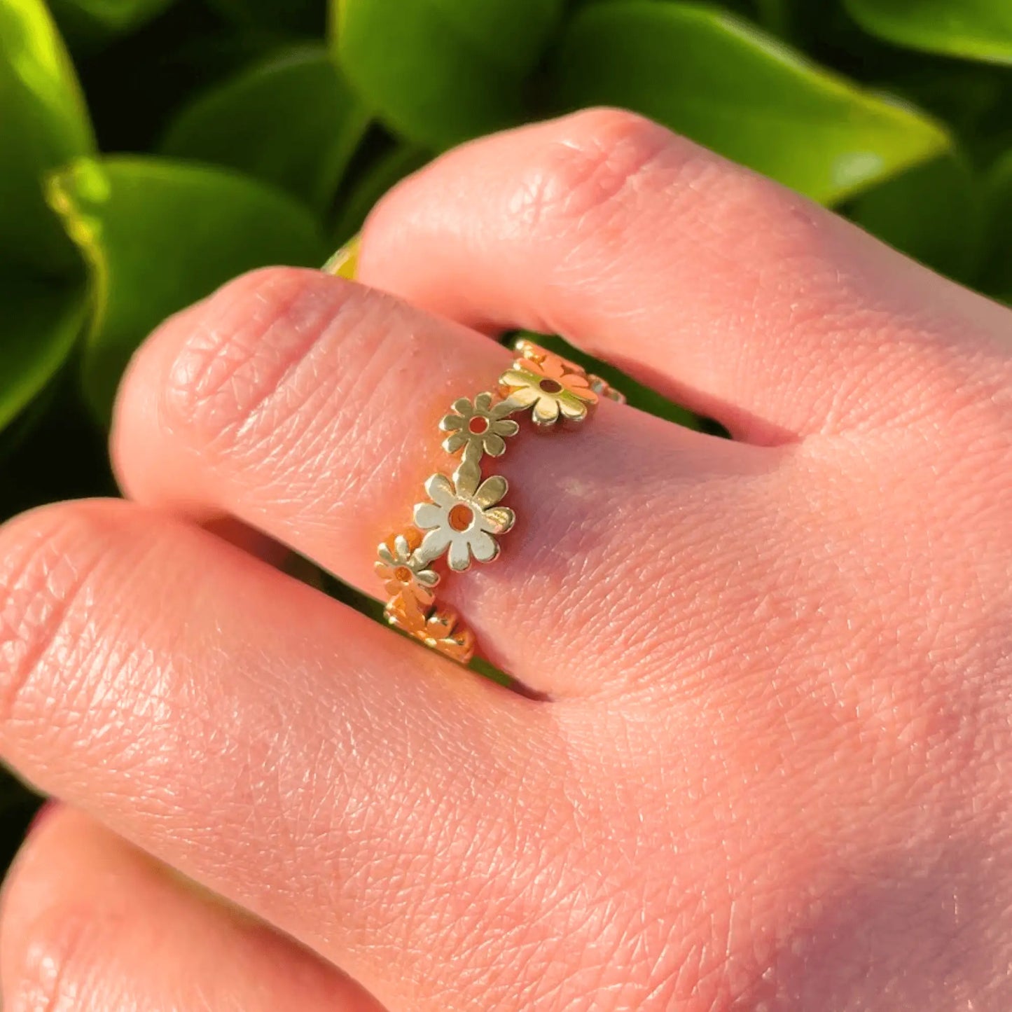 Daisy Flower Ring, Floral Ring, Daisy Ring Gold, Flower Ring, Daisy Flower Crown Ring, To My Daughter Daisy Flower Ring, Mother's Day Gift EffortlesslyUs