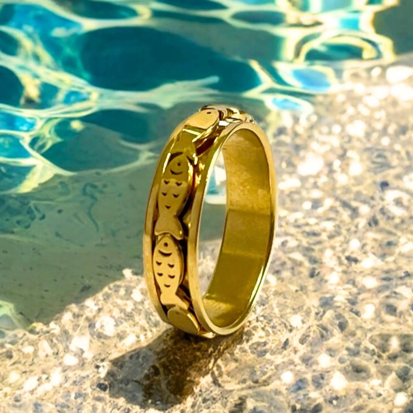 Swimming Fish Spinner Ring in Gold, Fish Ring, Fishing Lovers Ring, Fish Ring, Anxiety Ring, Good Luck Ring, Animal Ring, for Him, for Her, EffortlesslyUs