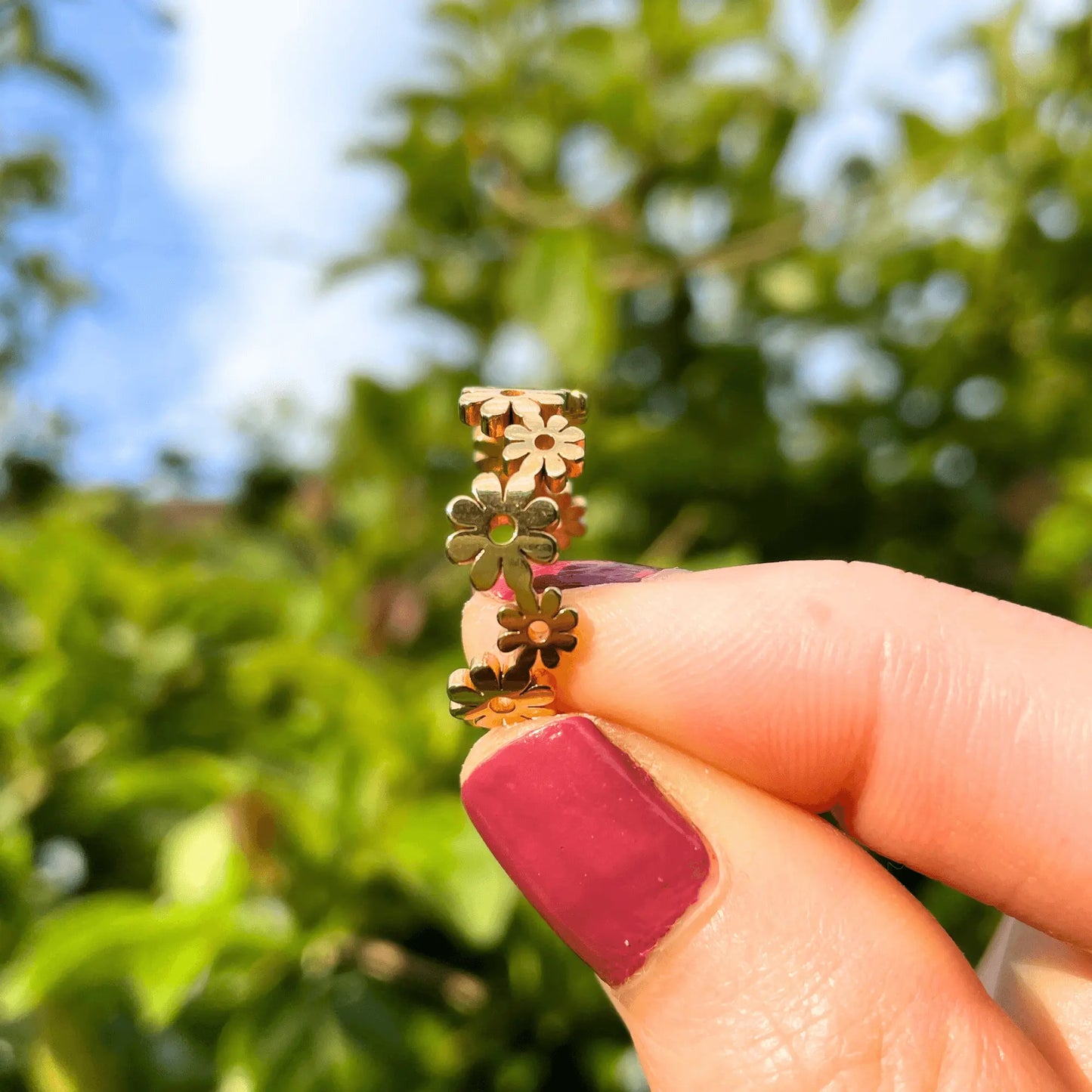 Daisy Flower Ring, Floral Ring, Daisy Ring Gold, Flower Ring, Daisy Flower Crown Ring, To My Daughter Daisy Flower Ring, Mother's Day Gift EffortlesslyUs
