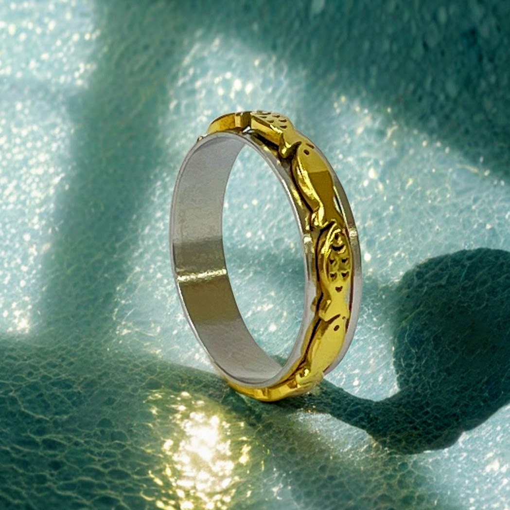 Swimming Fish Spinner Ring in 2 Tone, 2 Tone Fish Spinner Ring, Fish Ring, Fishing Lovers Ring, Animal Ring, Christian Fish Ring,