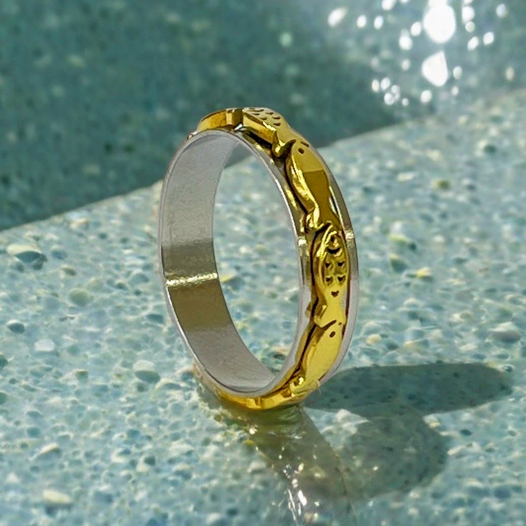 Swimming Fish Spinner Ring in 2 Tone, 2 Tone Fish Spinner Ring, Fish Ring, Fishing Lovers Ring, Animal Ring, Christian Fish Ring,