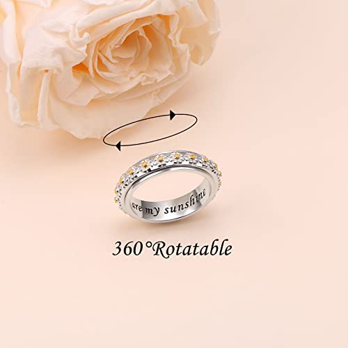 Handmade Daisy Spinner Rings in Silver
