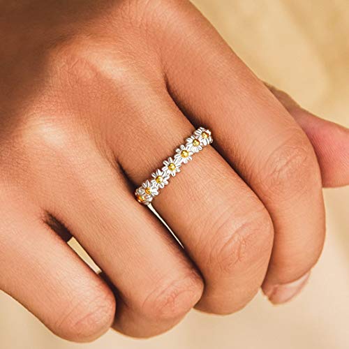 Daisy Ring in Silver