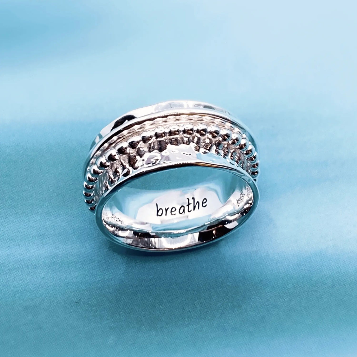 Sterling silver Breathe spinner ring - EffortlesslyUs