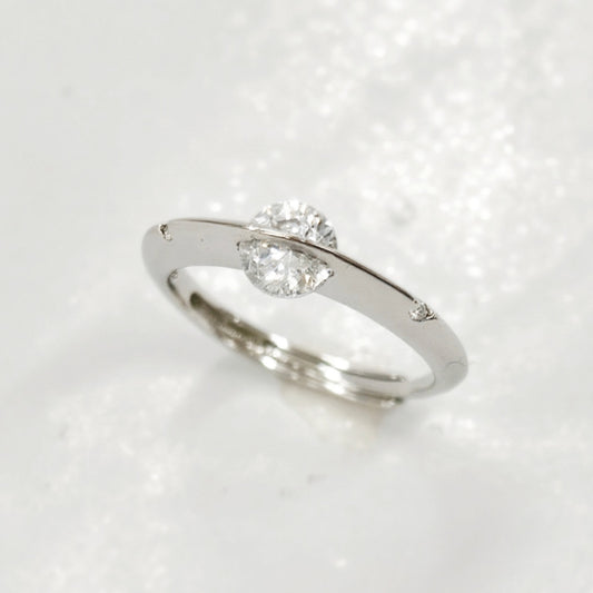 Floating Crystal Stainless Steel Spinner Ring | Minimalist Fidget Jewelry EffortlesslyUs