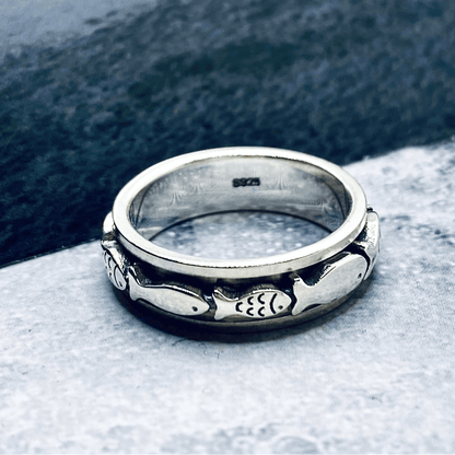 Swimming Fish Spinner Ring in Silver For Fishing Lover