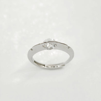 Floating Crystal Stainless Steel Spinner Ring | Minimalist Fidget Jewelry EffortlesslyUs