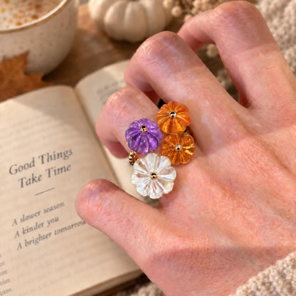 Pumpkin fidget ring - close-up detail