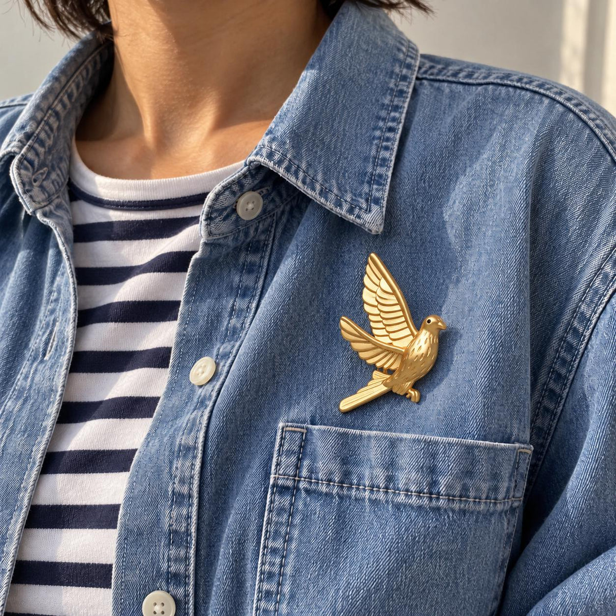 Brass dove brooch size and scale