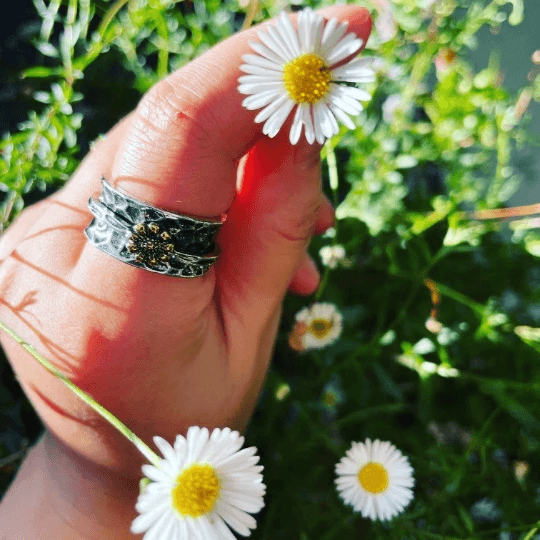 Daisy Spinner Ring